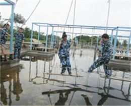 毅廷拓展之-水上障碍